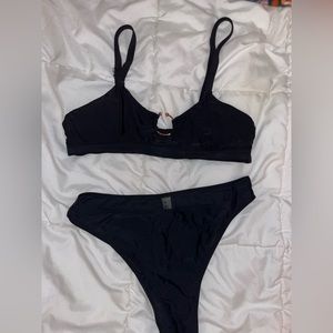 Size medium women’s bikini